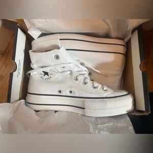 Converse Chuck Taylor All Star Lift Hi Sneaker